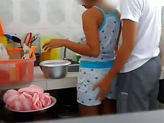 যৌন্য উত্তেজক তারকা হালকা করে