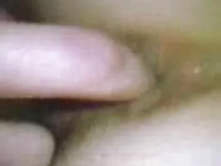 বহু পুরুষের এক নারির, প্রসাব করা,