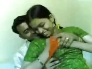 বড়ো বুকের মেয়ের বড়ো মাই মাই এর